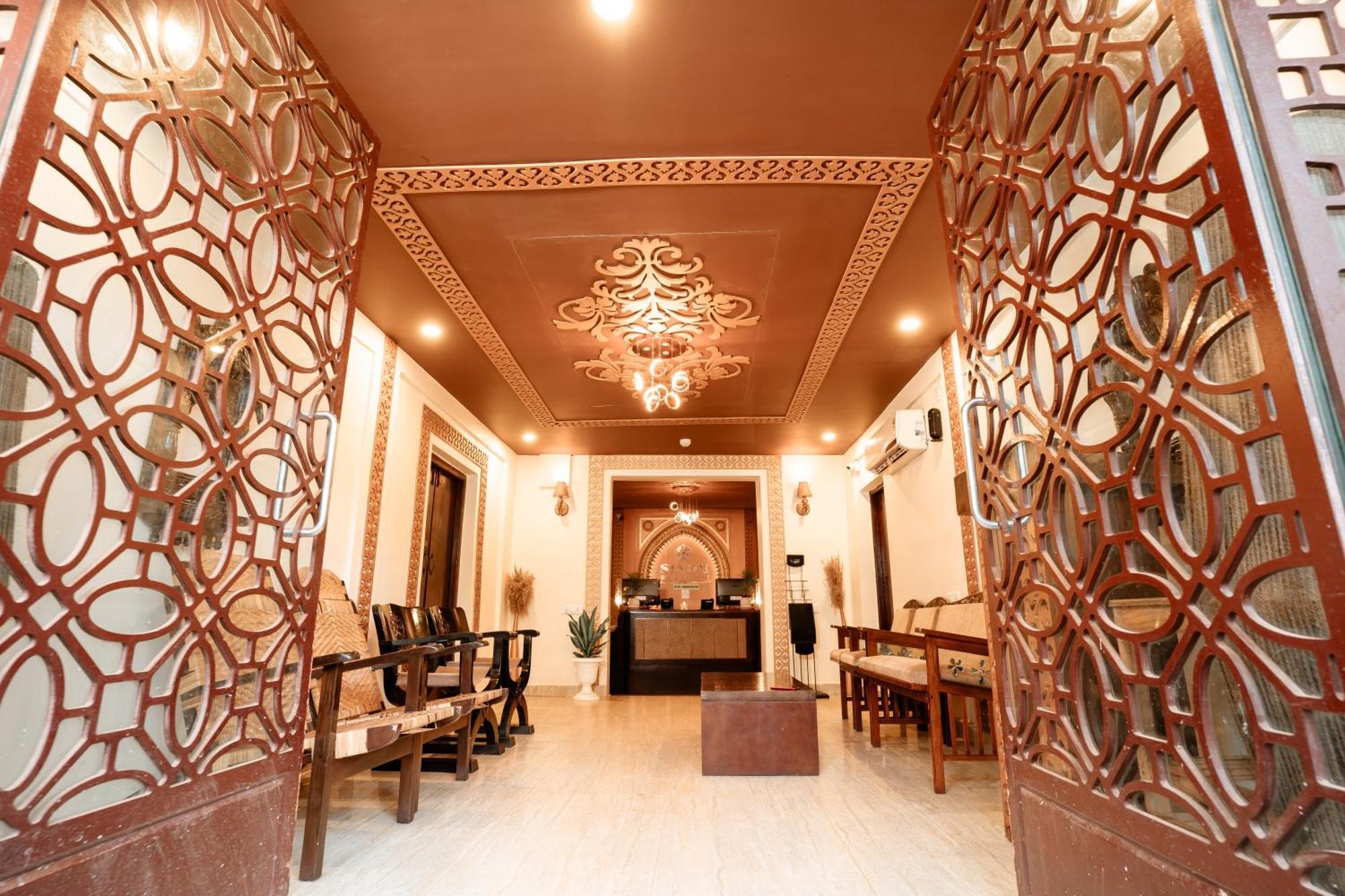 Hotel Sinon Baga Retreat Exterior foto